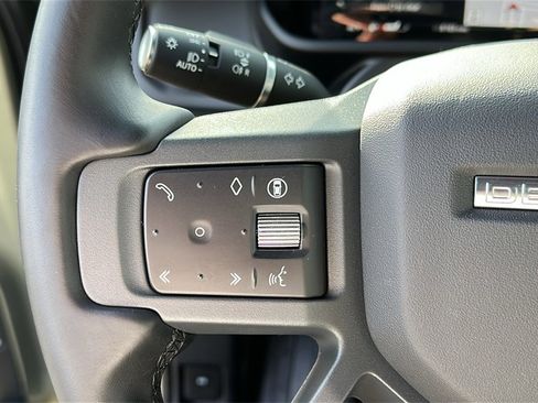 Certified 2025 Land Rover Defender 110 X-Dynamic SE image 13