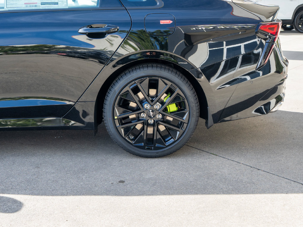 New 2027 Kia K5 GT FWD image 30