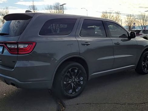Used 2022 Dodge Durango GT w/ Blacktop Package image 8