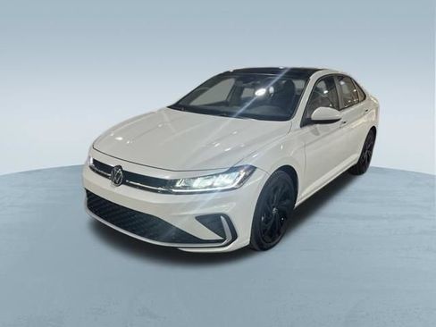 Used 2026 Volkswagen Jetta SE FWD image 34
