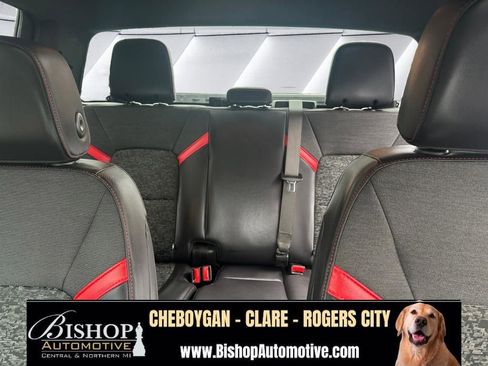 Used 2024 Chevrolet Colorado Z71 w/ Z71 Convenience Package 2 AWD/4WD image 24