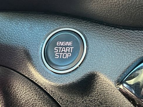 Used 2024 Kia Forte GT-Line image 33