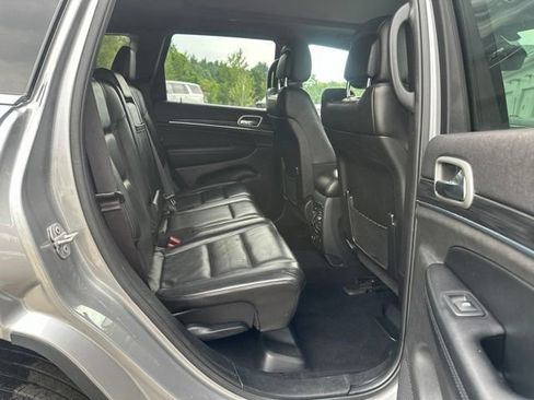 Used 2020 Jeep Grand Cherokee Limited w/ Luxury Group II AWD/4WD image 14