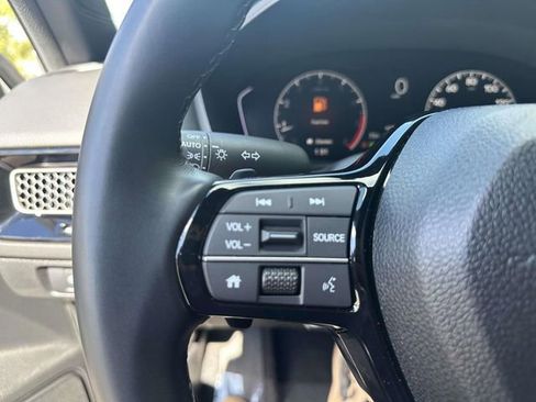 Certified 2025 Honda Civic Sport image 18