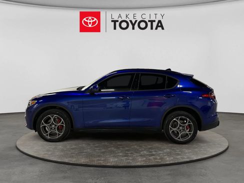 Used 2023 Alfa Romeo Stelvio Sprint RWD image 3