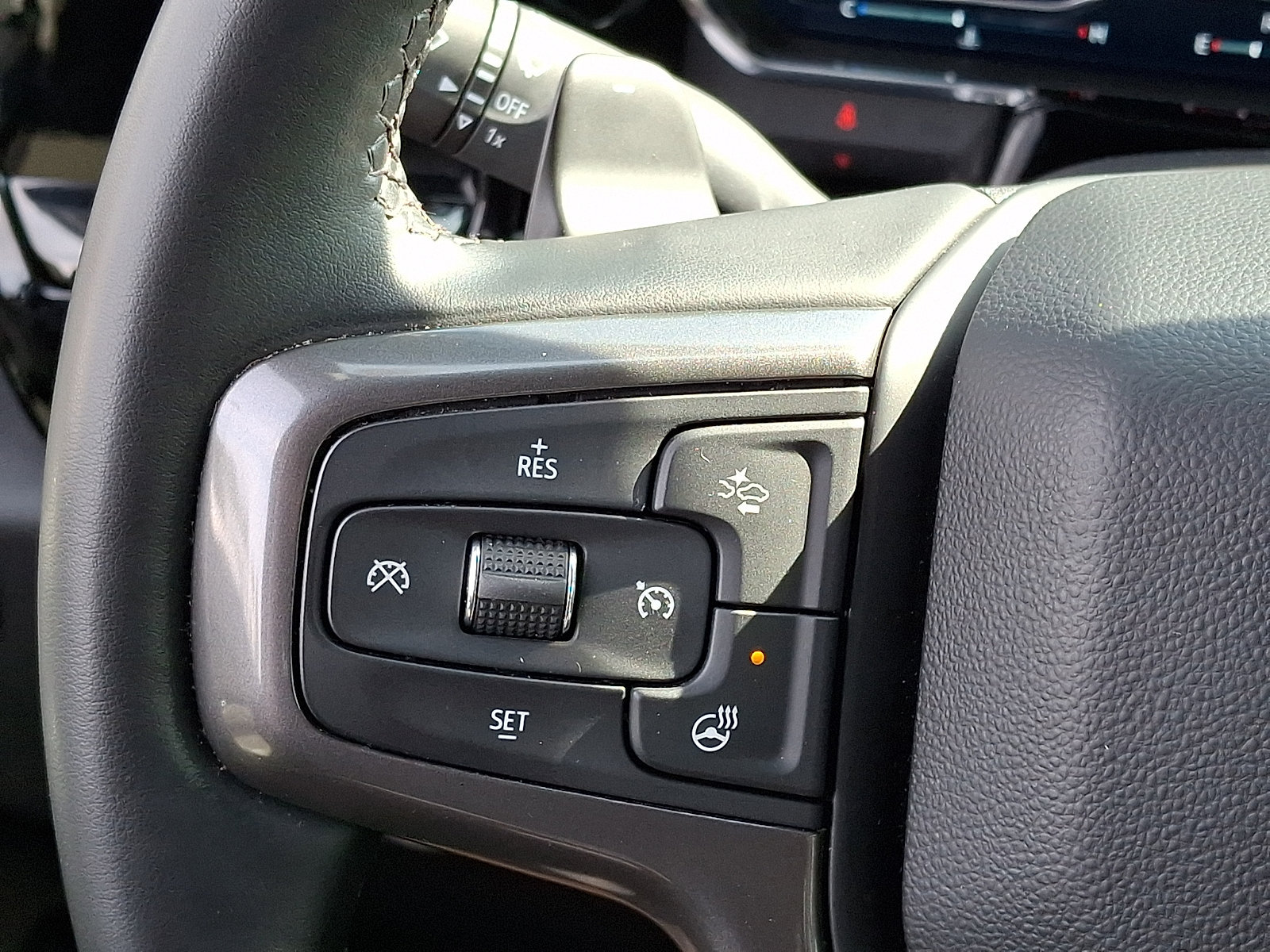 Used 2024 Chevrolet Silverado 1500 ZR2 w/ Technology Package AWD/4WD image 20