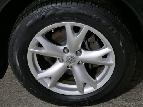 Used 2010 Nissan Rogue SL w/ Premium Pkg image 15