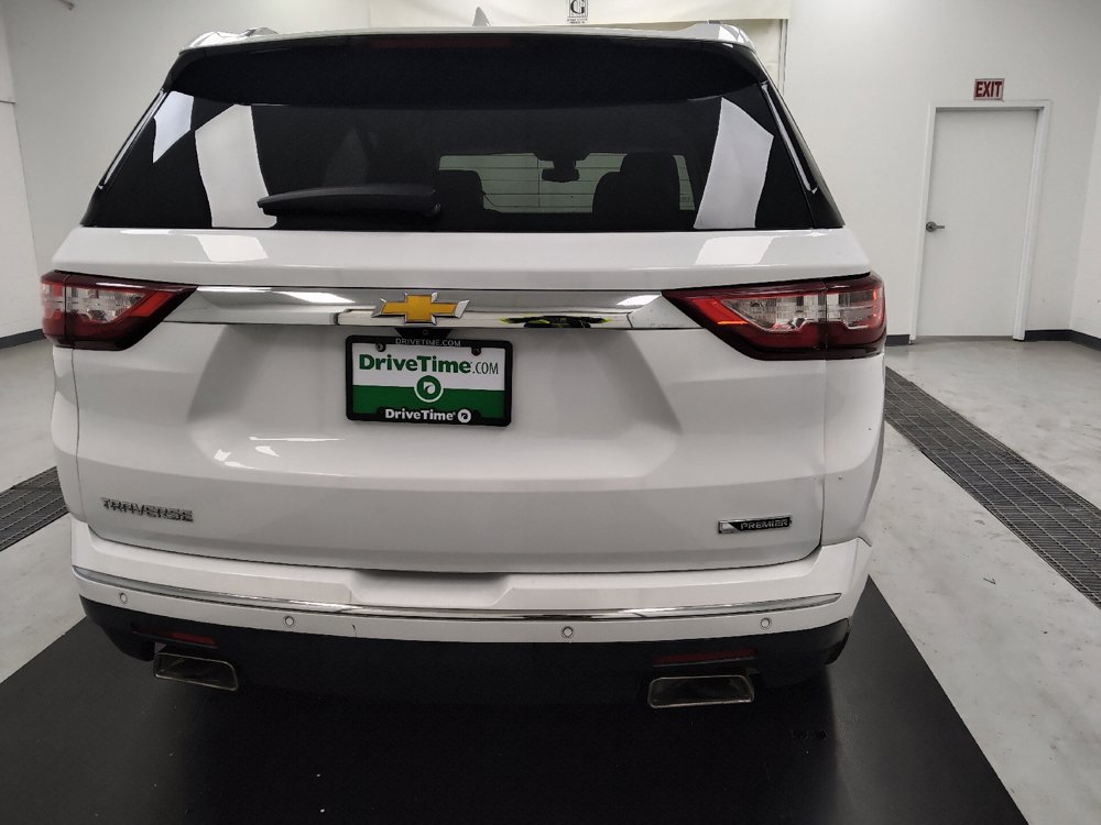 Used 2018 Chevrolet Traverse Premier w/ Driver Confidence II Package FWD image 7