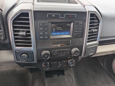 Used 2015 Ford F150 XLT AWD/4WD image 16