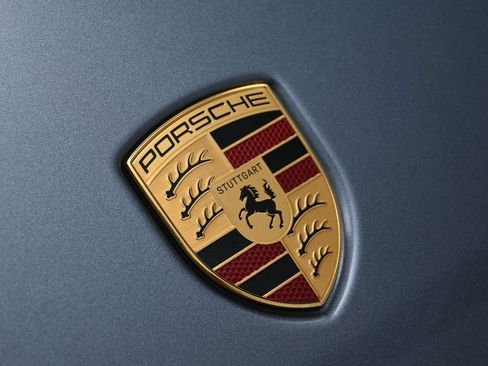 Certified 2025 Porsche 911 Carrera 4 GTS AWD/4WD image 40