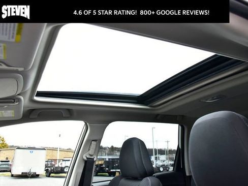 Used 2022 Subaru Forester Premium image 12