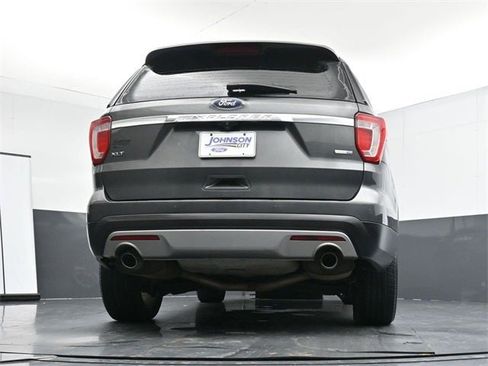 Used 2016 Ford Explorer XLT w/ Equipment Group 202A image 36