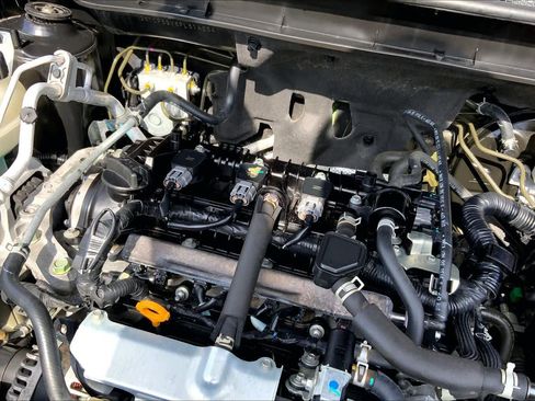 Used 2023 Nissan Kicks S FWD image 31