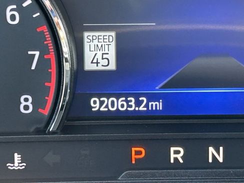 Used 2022 Ford Explorer XLT w/ Equipment Group 202A image 20