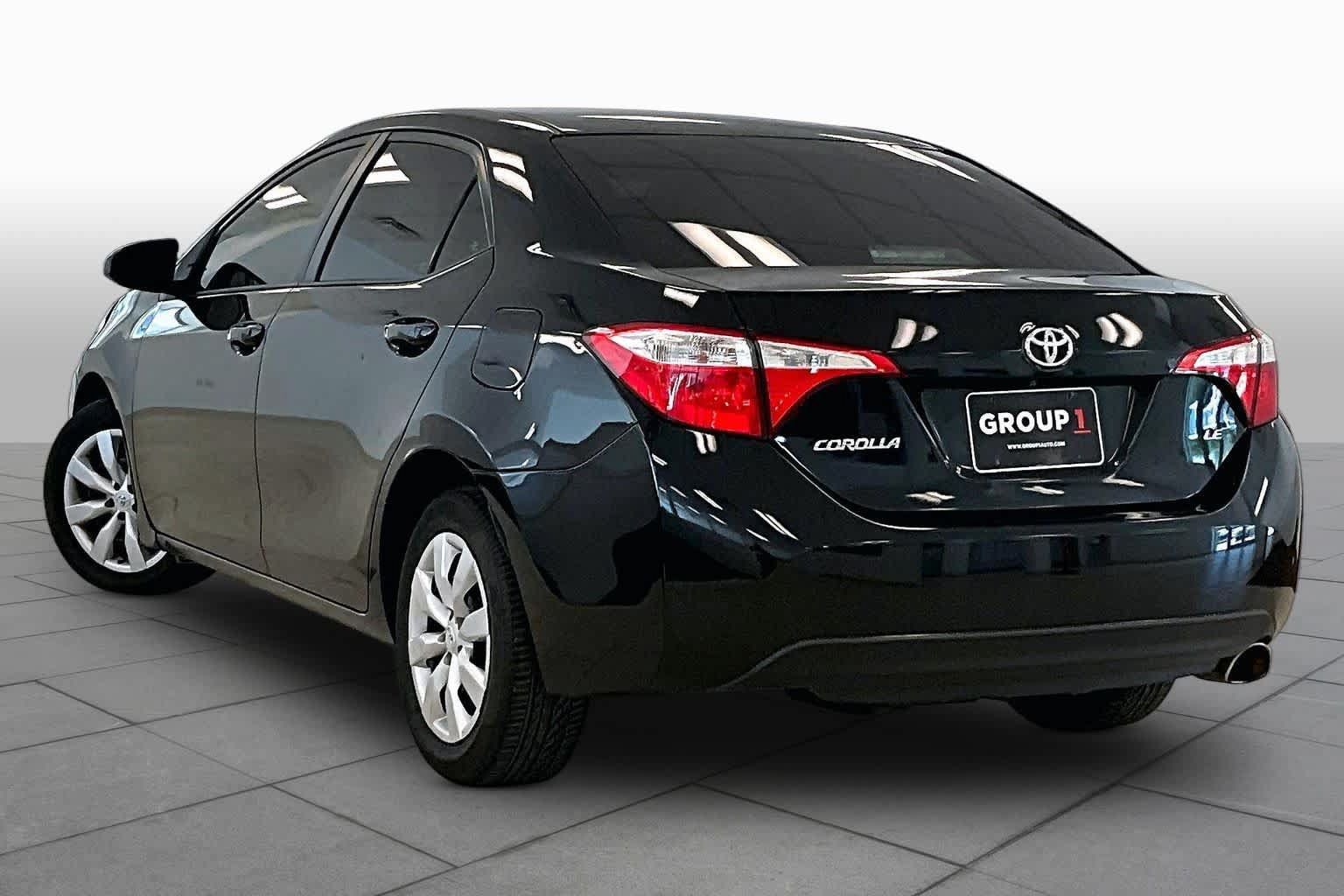 Used 2016 Toyota Corolla LE FWD image 11