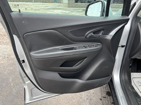 Used 2019 Buick Encore Sport Touring w/ Safety Package image 9