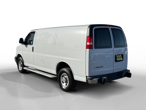 Used 2024 Chevrolet Express 2500 w/ Driver Convenience Package image 3