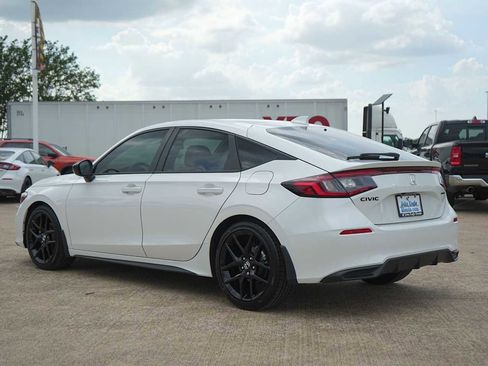 Used 2026 Honda Civic Sport image 4