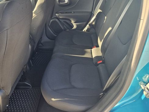 Certified 2022 Jeep Renegade Sport image 10