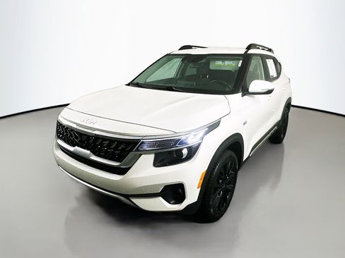 Used 2023 Kia Seltos Nightfall Edition AWD/4WD image 3