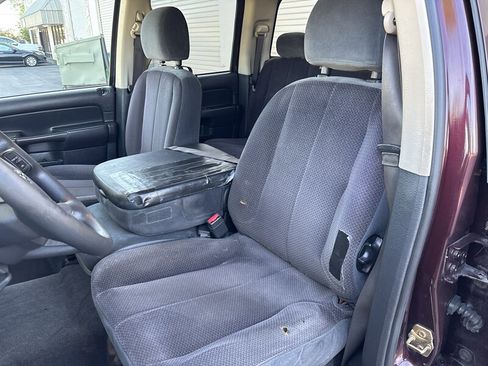 Used 2005 Dodge Ram 1500 Truck SLT w/ Quad Cab Big Horn Value Group image 24