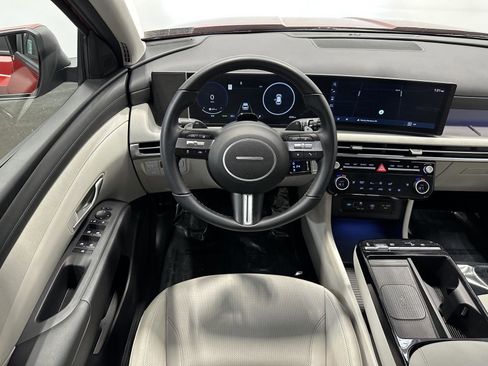 Certified 2025 Hyundai Tucson SEL image 20