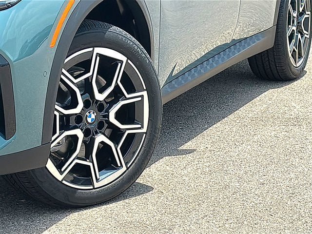 New 2026 BMW X2 xDrive28i w/ Technology Package AWD/4WD image 32