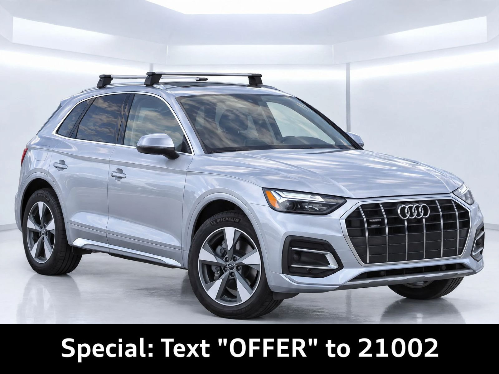 Certified 2023 Audi Q5 2.0T Premium w/ Convenience Package AWD/4WD image 2