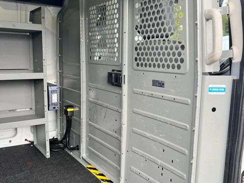 Used 2017 Ford Transit 250 Low Roof w/Sliding Side Door w image 15