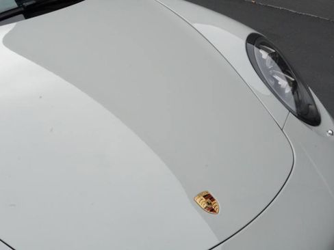 Used 2018 Porsche 911 Turbo S image 31