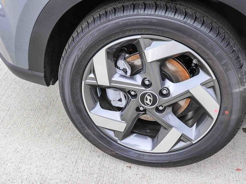 New 2026 Hyundai Venue SEL image 12