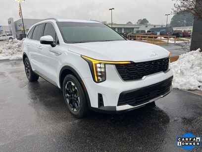 Used 2025 Kia Sorento S