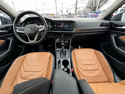 Used 2024 Volkswagen Jetta SEL image 20