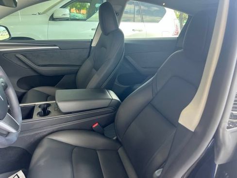 Used 2024 Tesla Model Y Performance AWD/4WD image 12