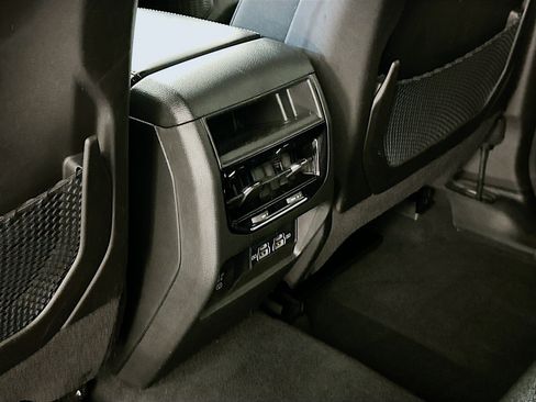 Used 2024 Jeep Grand Cherokee Altitude AWD/4WD image 28