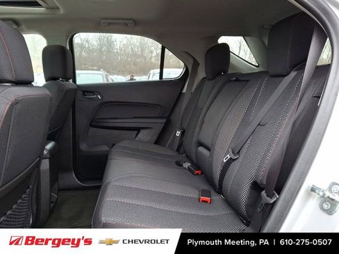 Used 2017 Chevrolet Equinox LT image 11