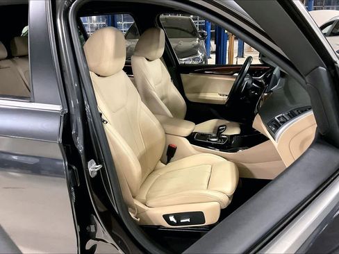 Used 2022 BMW X3 xDrive30i w/ Convenience Package image 9