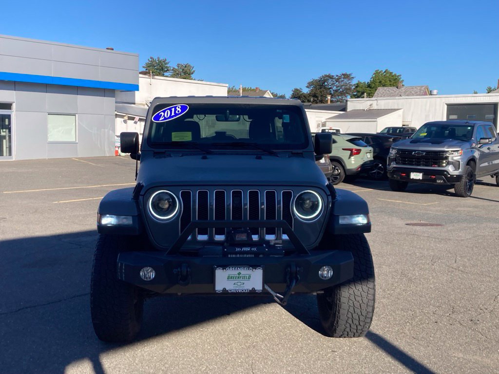 Used 2018 Jeep Wrangler Unlimited Sahara AWD/4WD image 2