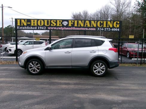 Used 2015 Toyota RAV4 Limited image 1
