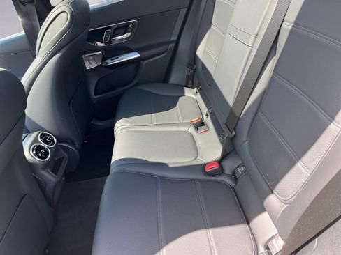 Certified 2026 Mercedes-Benz GLC 300 4MATIC image 13