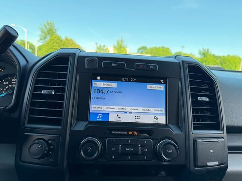 Used 2019 Ford F150 XL w/ Equipment Group 101A Mid AWD/4WD image 11