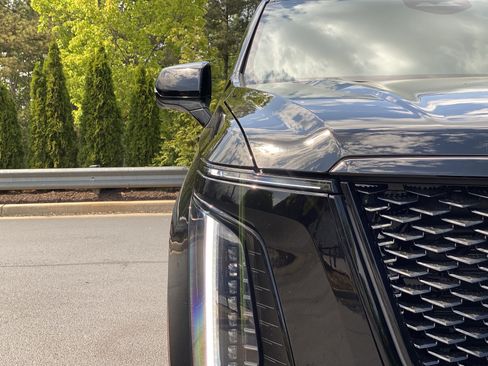 Used 2026 Cadillac Escalade V AWD/4WD image 36