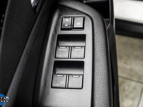 Used 2025 Honda Ridgeline Black Edition image 38