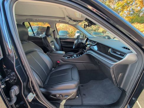 Used 2024 Jeep Grand Cherokee Limited 4xe image 17