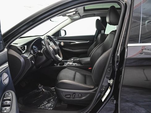 Used 2024 INFINITI QX50 Luxe image 32