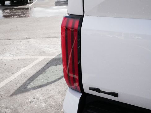 Certified 2026 Toyota Tundra Limited w/ Power Package image 17