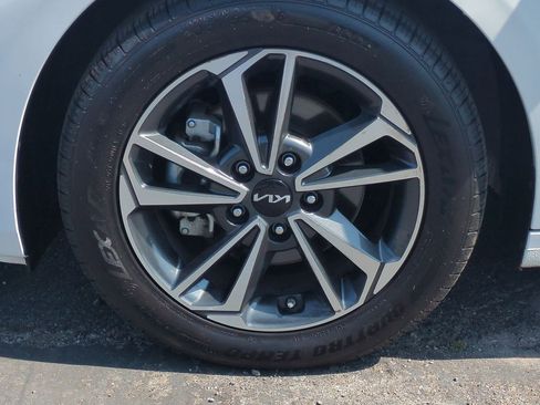 Certified 2023 Kia Forte LXS FWD image 26