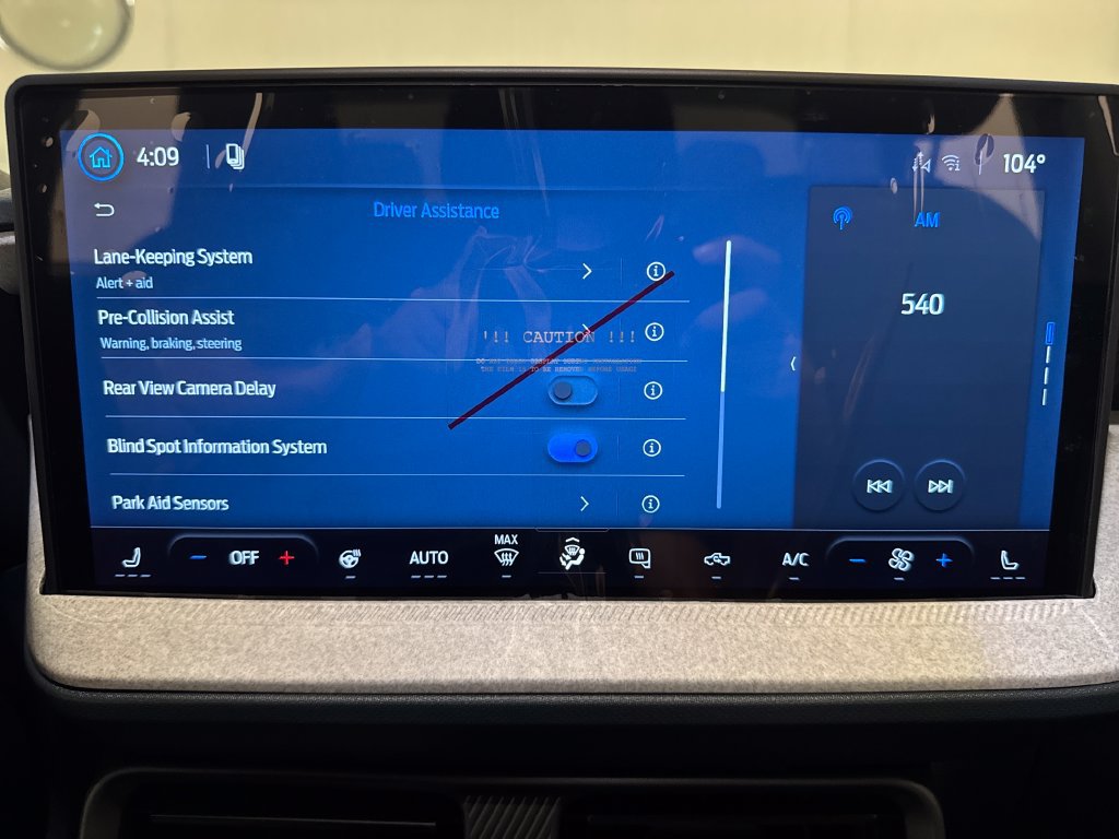 New 2026 Ford Maverick XLT w/ XLT Luxury Package FWD image 28