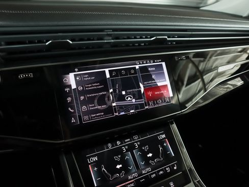 Certified 2025 Audi Q8 Premium Plus w/ Premium Plus Package AWD/4WD image 24