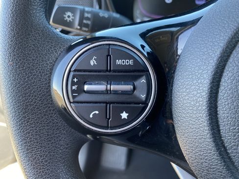 Used 2024 Kia Soul S FWD image 27